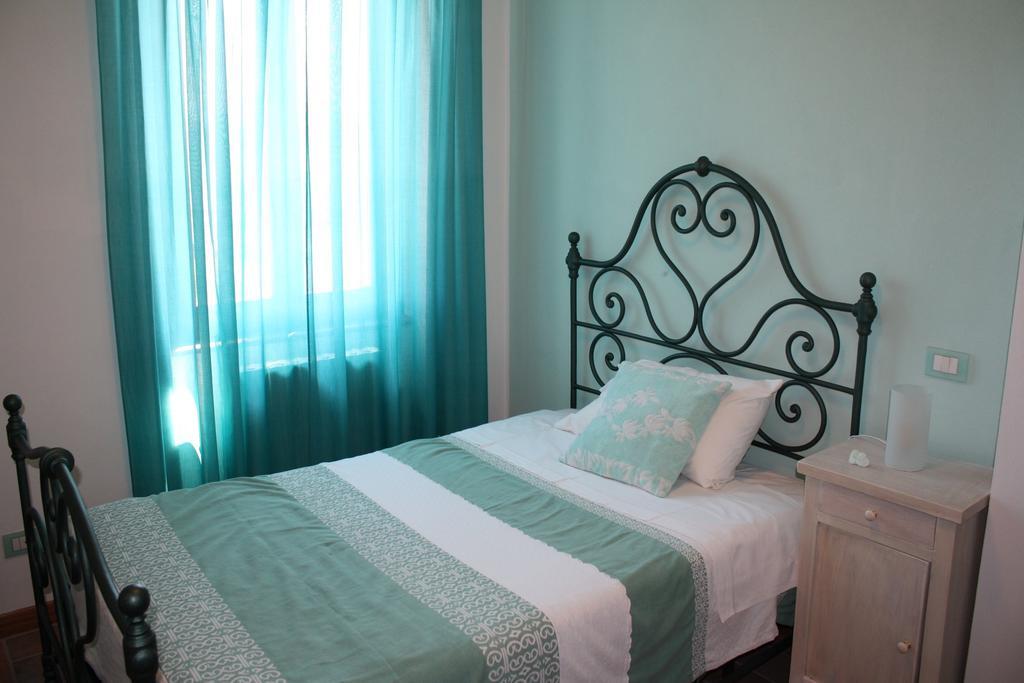 B&B La Casetta Villaromagnano Rum bild